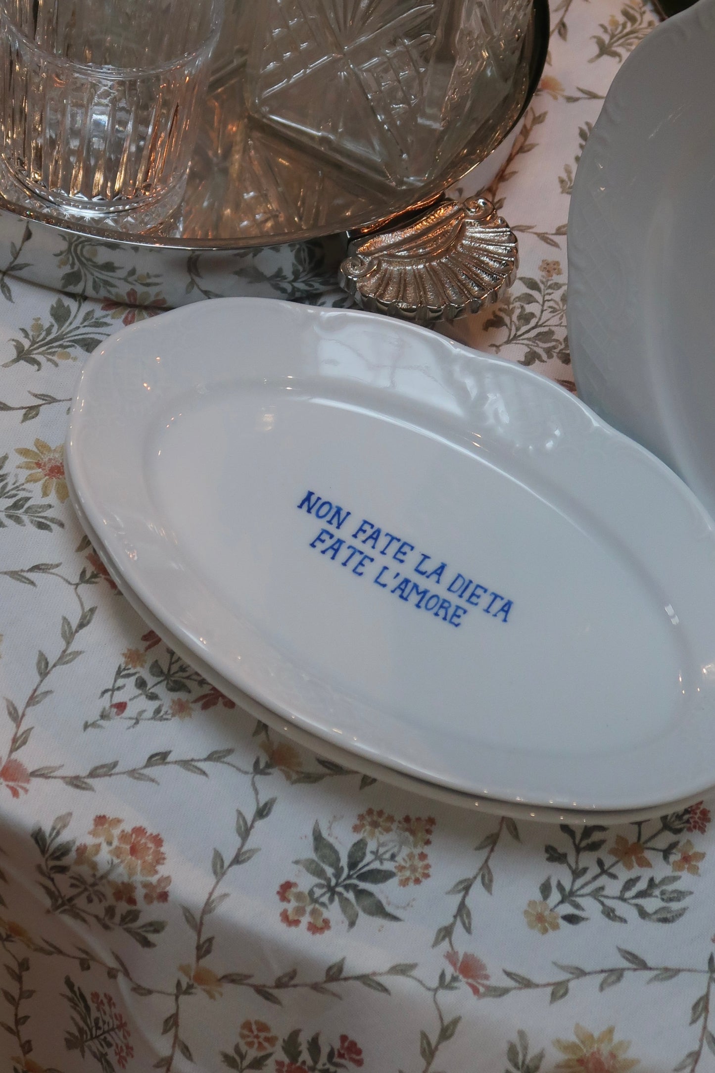 SERVING PLATE "AMORE"
